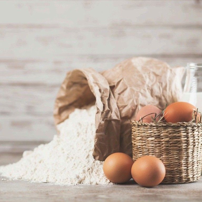 eggs with floar